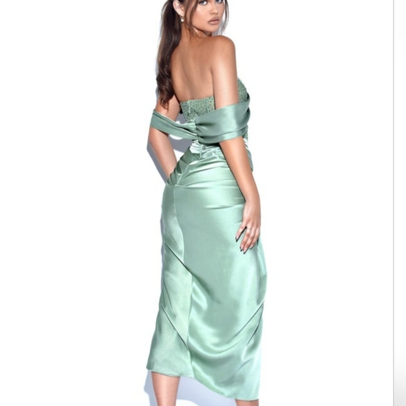 #75.NWT Miss Circle sage green Off Shoulder crystal corset - Picture 3 of 11